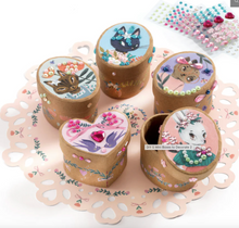 Load image into Gallery viewer, Djeco Adorable Mini Boxes DIY Craft Kit
