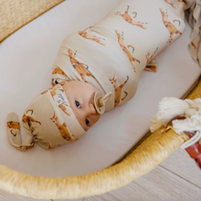 Load image into Gallery viewer, Copper Pearl Top Knot Hat Swift
