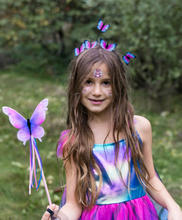 Laden Sie das Bild in den Galerie-Viewer, Great Pretenders Float Like a Butterfly Wand
