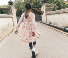 Laden Sie das Bild in den Galerie-Viewer, Tea Collection Long Sleeve Wrap Neck Dress Royal Meadow Unicorns
