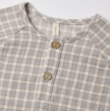 Laden Sie das Bild in den Galerie-Viewer, Quincy Mae Zion Shirt Blue Gingham
