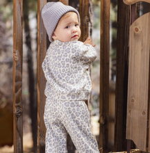 Load image into Gallery viewer, Rylee + Cru Oversized Sweatshirt Blue Leopard
