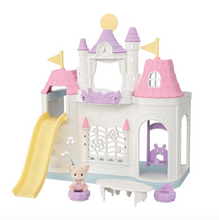 Laden Sie das Bild in den Galerie-Viewer, Calico Critters Castle Nursery
