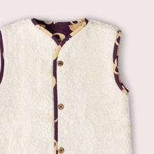 Laden Sie das Bild in den Galerie-Viewer, Little Green Radicals Sleeping Swans Reversible Vest
