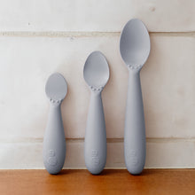 Load image into Gallery viewer, Ezpz Developmental Utensil Set 👉 ONLINE ONLY
