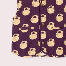 Laden Sie das Bild in den Galerie-Viewer, Little Green Radicals Sleeping Swans Reversible Vest
