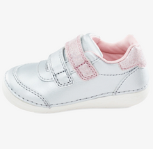 Load image into Gallery viewer, Stride Rite Soft Motion Kennedy Sneaker Silver Multi
