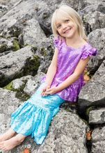 Load image into Gallery viewer, Great Pretenders Sequins Sparkle Mermaid Size 5-6y

