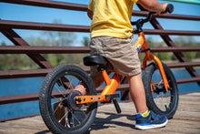 Load image into Gallery viewer, Strider 14x Sport Balance Bike Tangerine
