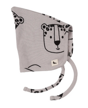 Load image into Gallery viewer, Turtledove London Organic Collection Snow Leopard Bonnet Grey Size 0-3m

