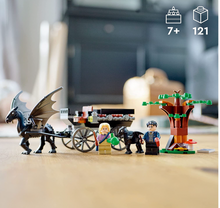 Load image into Gallery viewer, Lego Harry Potter Hogwarts Carriage And Thestrals 121 Pcs 7+
